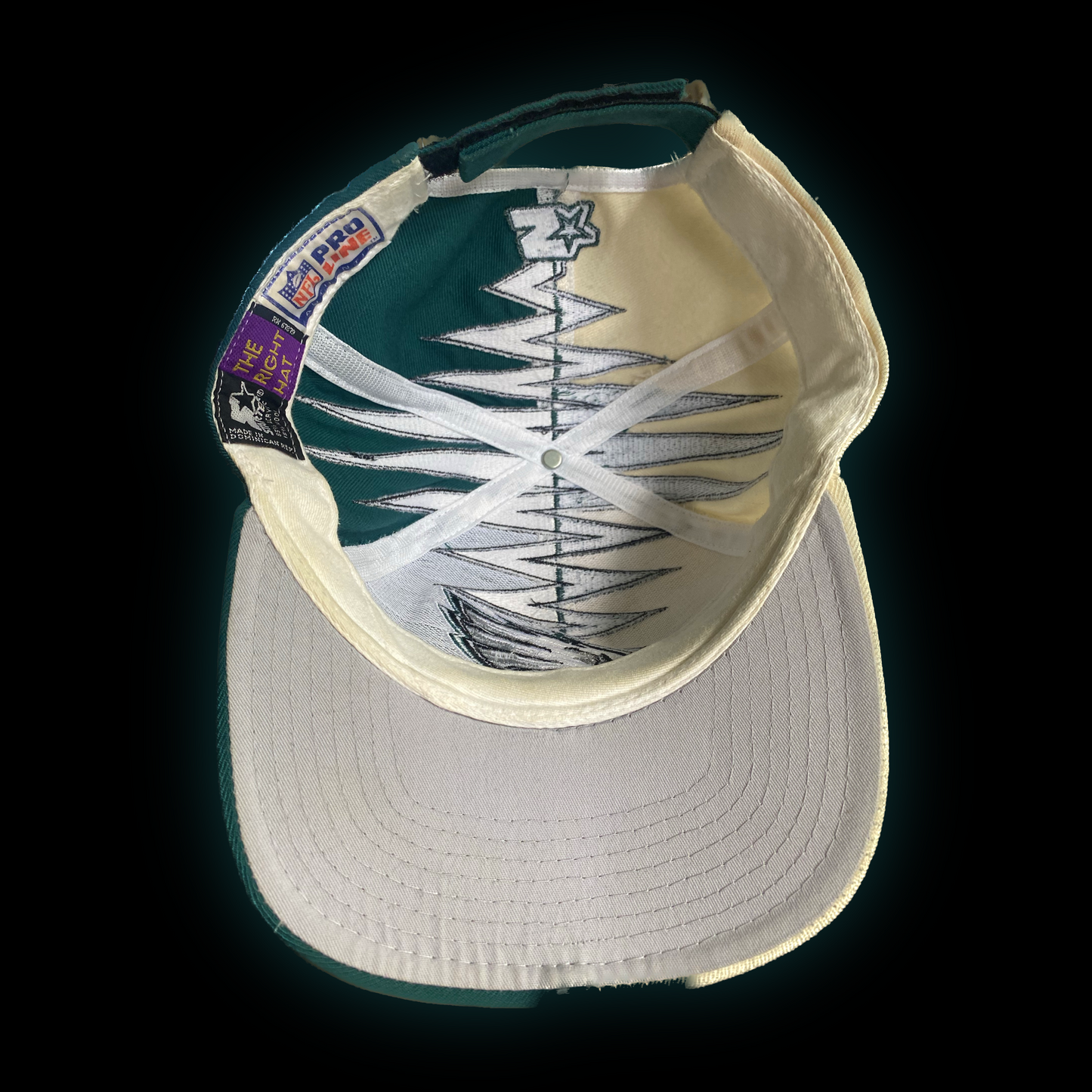 Philadelphia Eagles Authentic Starter™️ “Shockwave” Velcro Hat